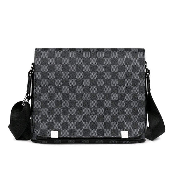 Louis vuitton black messanger bag