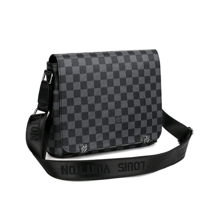 Louis vuitton black messanger bag